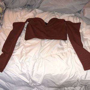 Long sleepve crop top